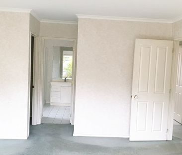 An Ideal family Home with 3 bedrooms - Photo 3