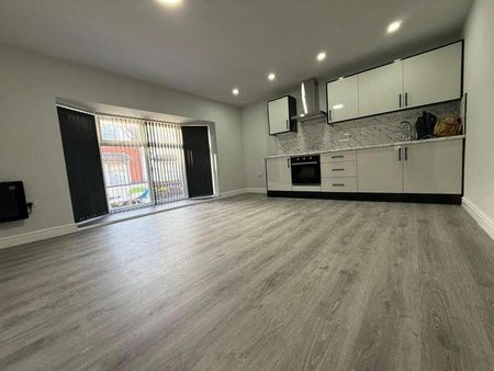 Bearwood Road, Smethwick, B66 - Photo 3