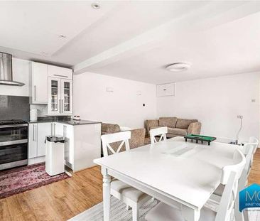 Rossiter Fields, Barnet, Hertfordshire, EN5 - Photo 1