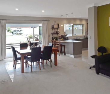 42 Kinsella Crescent, Aidanfield - Christchurch - Photo 3