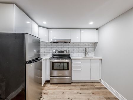 For Lease - 60 Thirteenth Street Unit# Lower, Toronto, Ontario - Photo 2