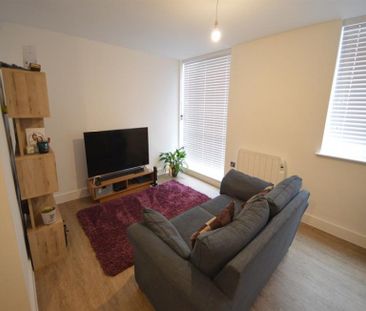 2 Bedroom Apartment To Let - Photo 3