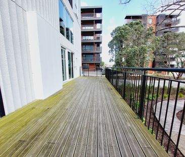 Great location! - Photo 3