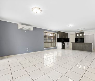 Beautiful brick low set home - Photo 1