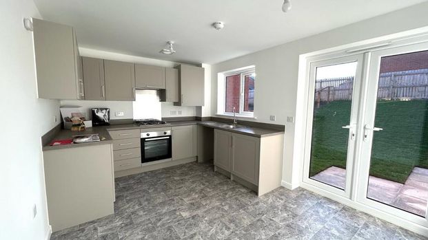 3 bedroom detached house to rent - Photo 1