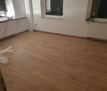 Großzügige 3 Zimmer-Wohnung im 1.OG - Foto 1