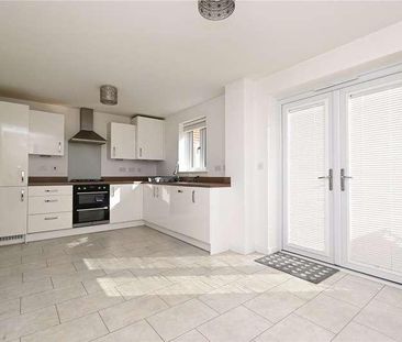 Tubb Way, Basingstoke, Hampshire, RG24 - Photo 4