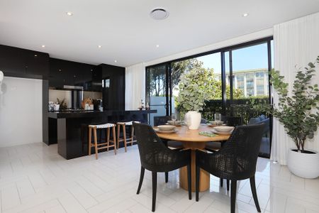 Luxury Living in the Heart of Royal Pines - Photo 5