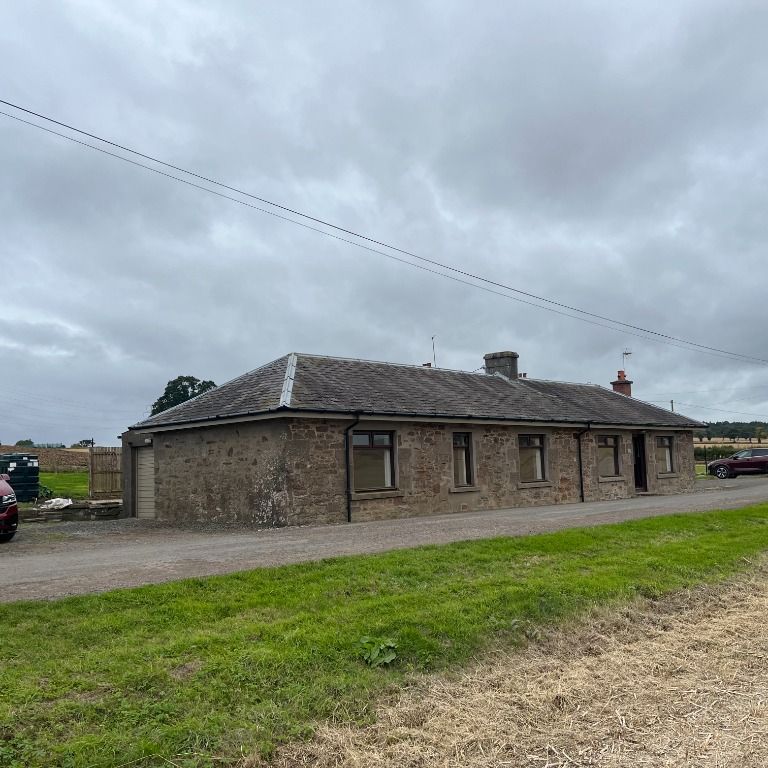 Cottage No1 Huntly Farm, Invergowrie, Dundee - Photo 1