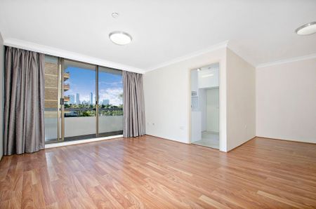 &ast;&ast; Deposit Taken&comma; &dollar;750&sol;Wk &ast;&ast; - Photo 4