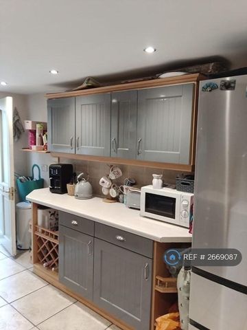 2 bedroom detached house to rent - Photo 4