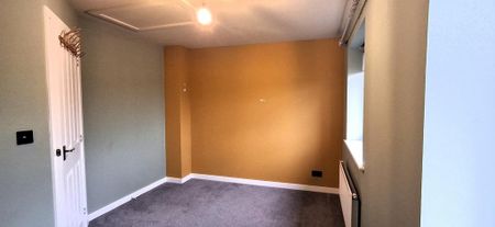 3 bedroom townhouse to rent - Photo 4