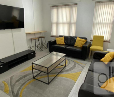 1 bedroom in a house share to rent - Photo 1