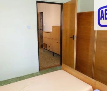 Praktický byt 3+1 s novým balkonem na Vajgaru v J. Hradci - Photo 6