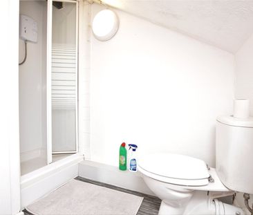 1, Roseneath Terrace, Leeds, LS12 4DZ - Photo 2