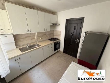 Apartament cu 2 camere de inchiriat in Alba Iulia Centru - Fotografie 2