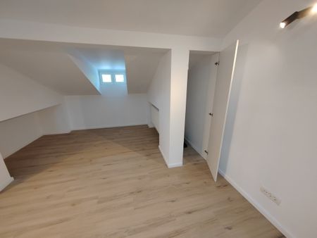 Zona Stefan cel Mare - Barbu Văcărescu - Metrou 3 camere in vila - Photo 4