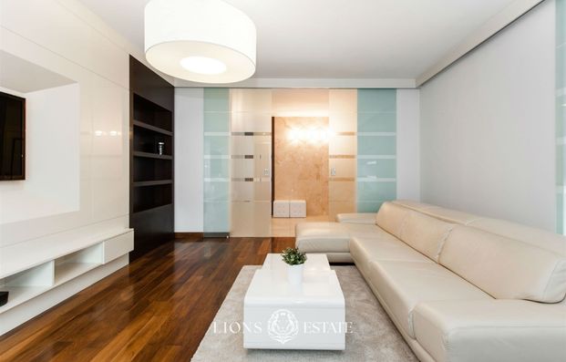 Warszawa, Śródmieście, Śródmieście Północne, Grzybowska - Фото 1