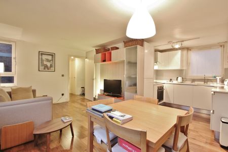 More Close, St Paul's Court, Hammersmith, London, W14 - Photo 2