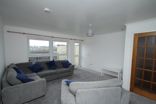 Park Avenue, Glasgow, G62 - Photo 1