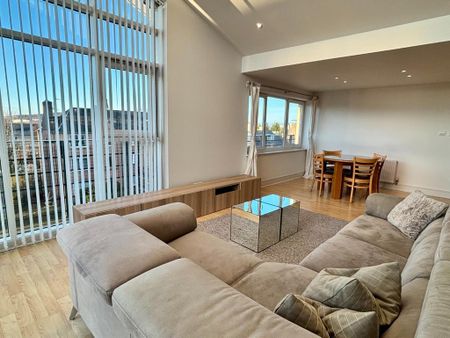 3 bedroom flat to rent - Photo 2