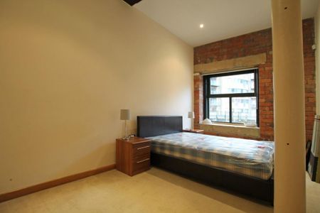 2 bedroom flat to rent - Photo 4