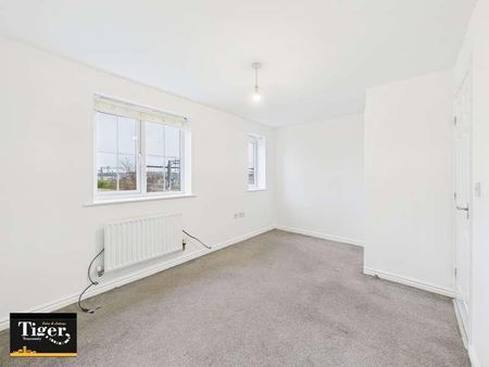 Coopers Way, Blackpool, FY1 - Photo 3