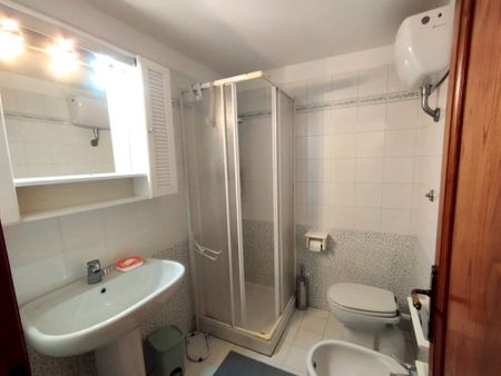 Private room at Via Calzolari 29 - Photo 5