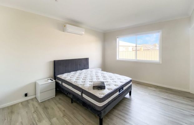 MODERN CO-LIVING PROPERTY - Photo 1