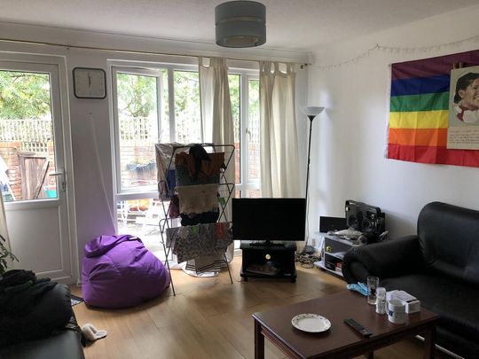 4 bedroom townhouse to rent - Photo 1