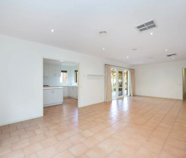 Elevated homestead style home in beautiful Golden Square - Photo 4