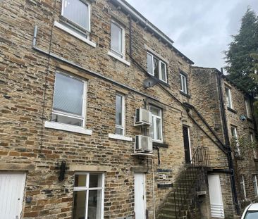 3 bedroom flat to rent - Photo 1