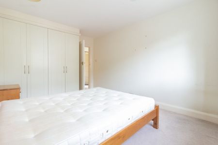 2 Bed Flat, Kenneth Court, SE11 - Photo 2