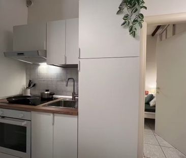 Via SantIsaia, Bologna, Emilia-Romagna 40123 - Photo 1