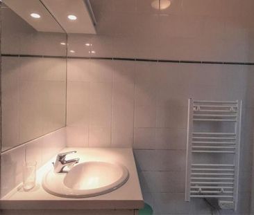 Location Appartement 1 pièce 27m² LA ROCHELLE 17000 - Photo 3