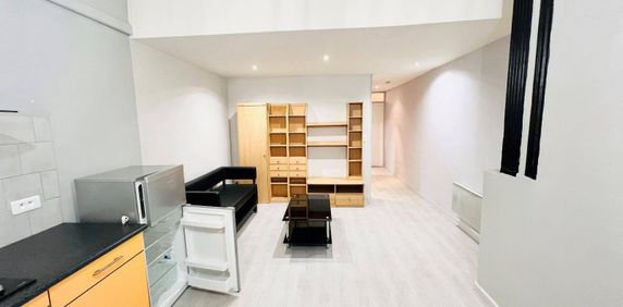 Appartement 2 pièces - 71000 Mâcon - Photo 2