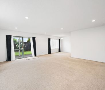 Charming 3-Bedroom Family Home for Rent in Dinsdale, Hamilton Disco... - Photo 2