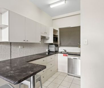 2/29 Ocean Parade, Coffs Harbour NSW 2450 - Apartment For Rent | Do... - Photo 4