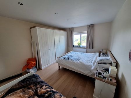 Woning in centrum Dilbeek met 2 slaapkamers en tuin - Photo 3