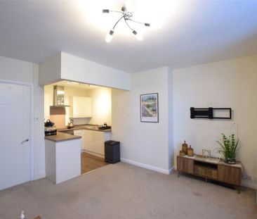 1 bedroom flat to rent - Photo 2