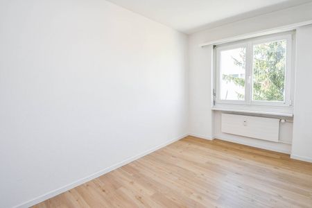 Schöne Wohnung mit sehr grosser Terrasse - Foto 3