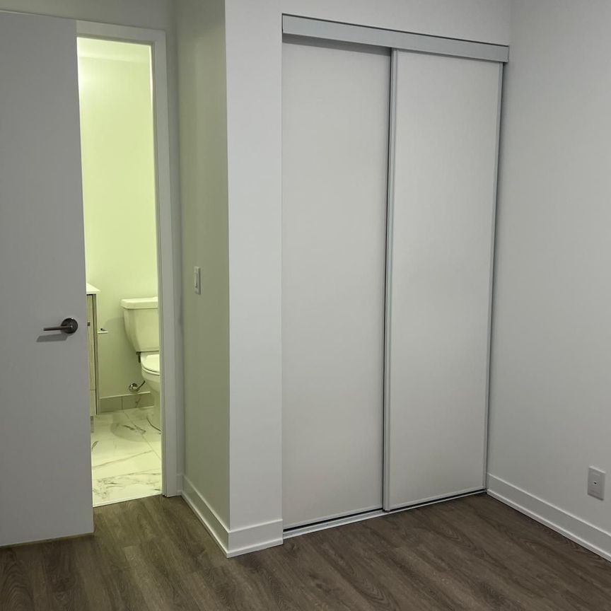 For Lease - 180 Front Street Unit# 1010, Toronto, Ontario - Photo 1