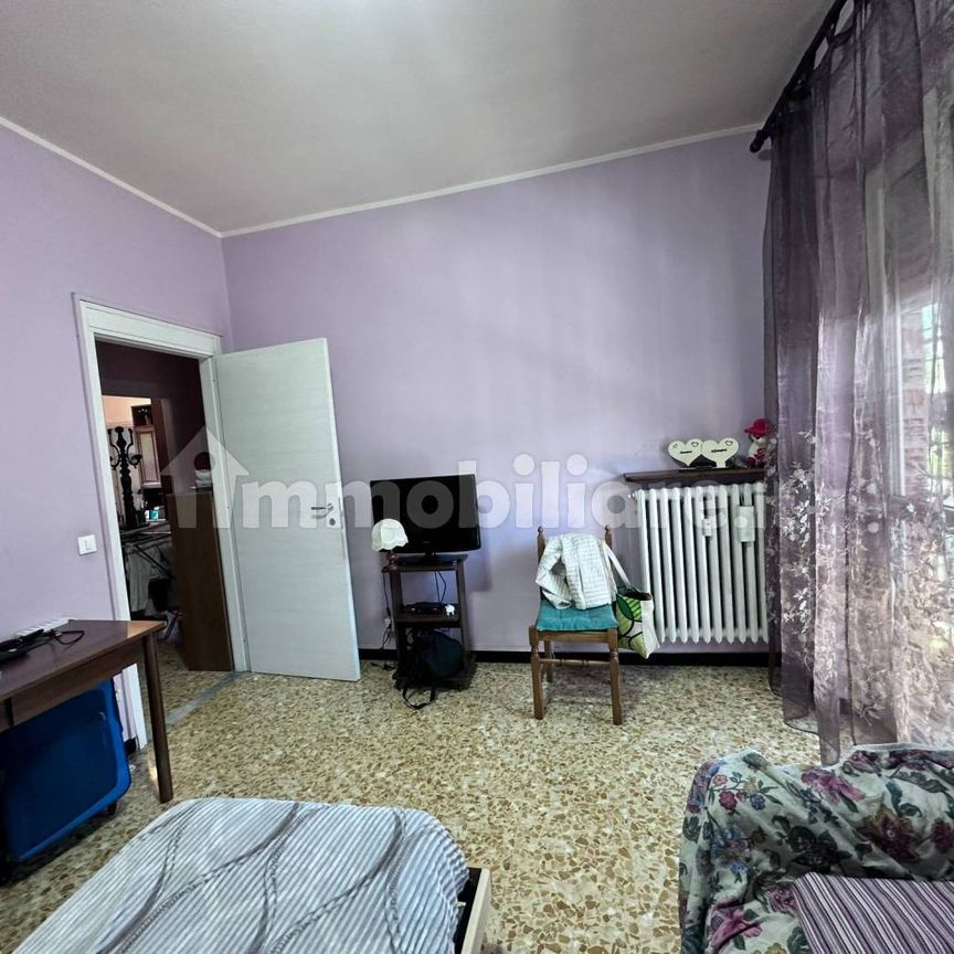 Monolocale via Aldo Moro 45, Borgo Piave, Corso Europa, Zona Ferrero, Alba - Photo 1