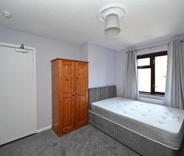 110 Ulsterville Avenue, Belfast, BT9 7AR - Photo 2