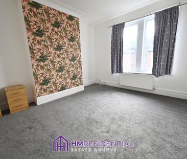 3 bedroom flat to rent - Photo 6