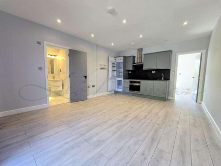 Coronation Road, Basingstoke, RG21 - Photo 4