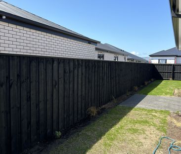 New 4 Bedroom Home - Photo 2