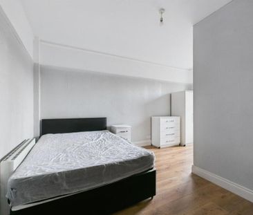 Apt 3b, 12 Deramore Park, Belfast, BT9 5JT - Photo 3