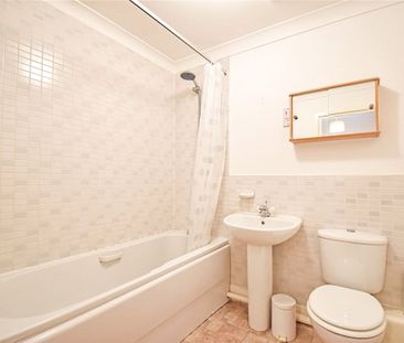 Well presented 1 bedroom 1st floor apartment situated at this popul... - Photo 3