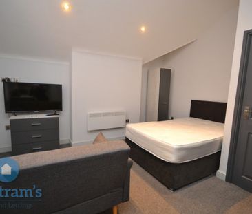 Studio for Rent - Photo 2